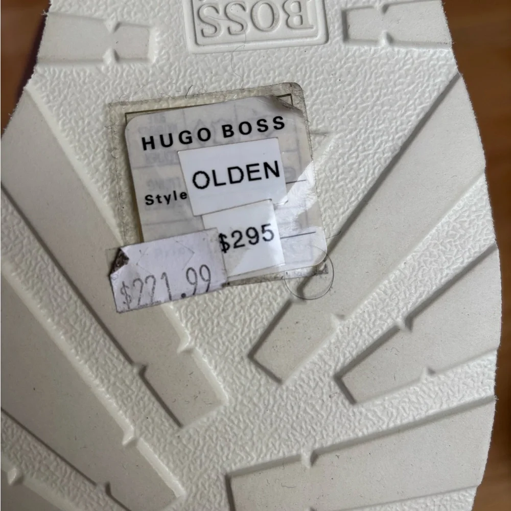 Hugo Boss Brown Chukka Boots with Distinctive White Sole Size 9